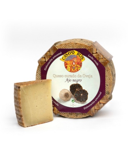 Queso curado artesano con ajo negro Campo Rus